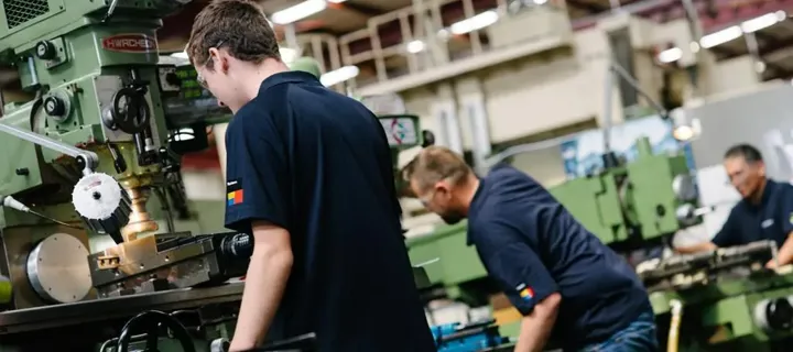 We Do It All: Custom CNC, Manual Milling & Turning
