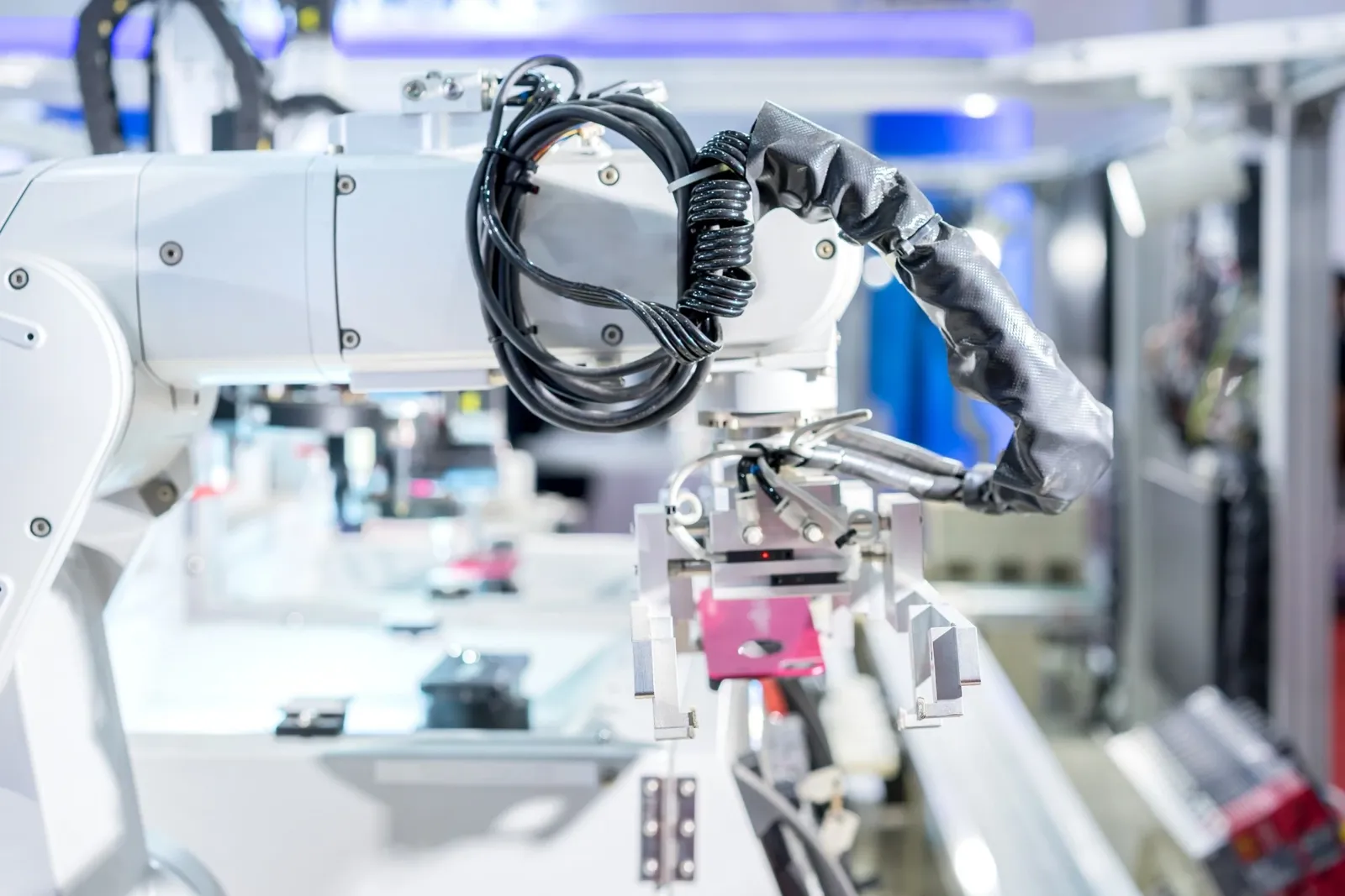 Robotics: The Next Evolution in Flexible Manufacturing