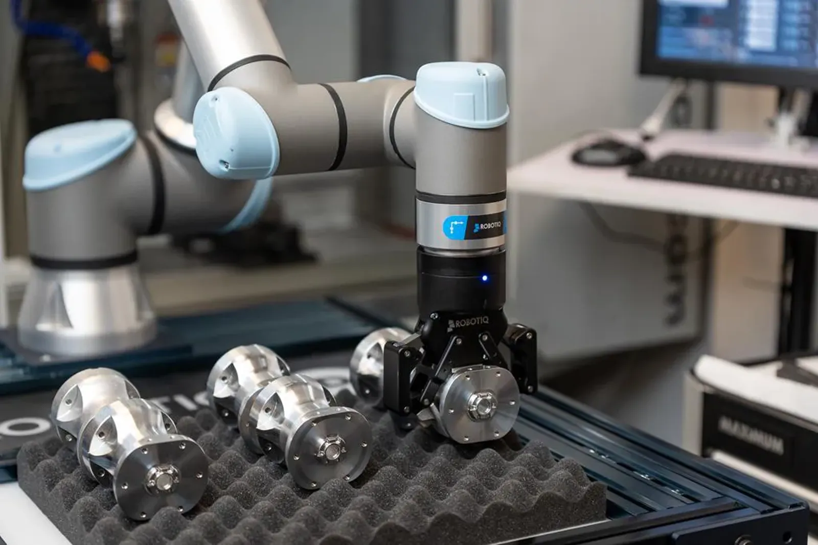 Robotiq & Facteon: A New Addition to our Cobot Product Portfolio