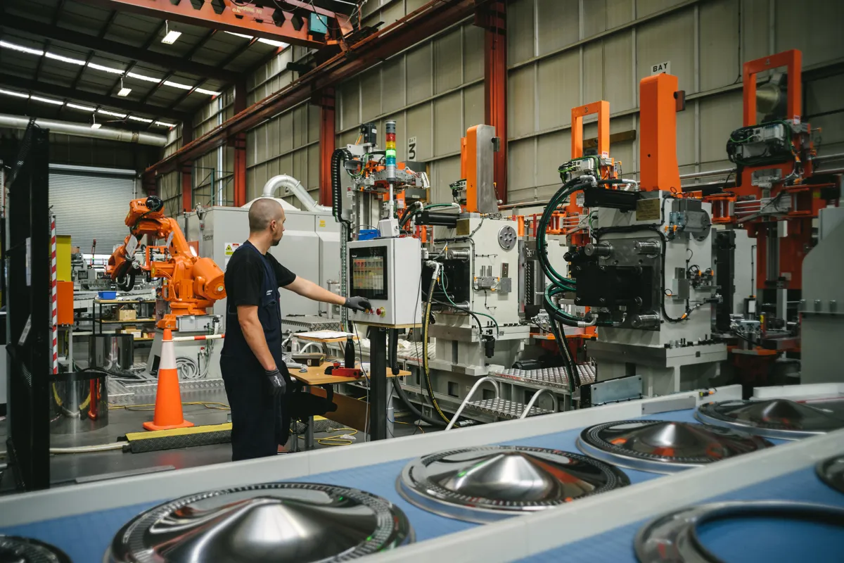Custom production machinery: production machinery by Facteon